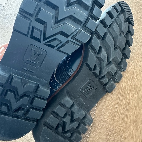 Louis Vuitton Voltaire Derby brogues. Size 10. New - Picture 3 of 6